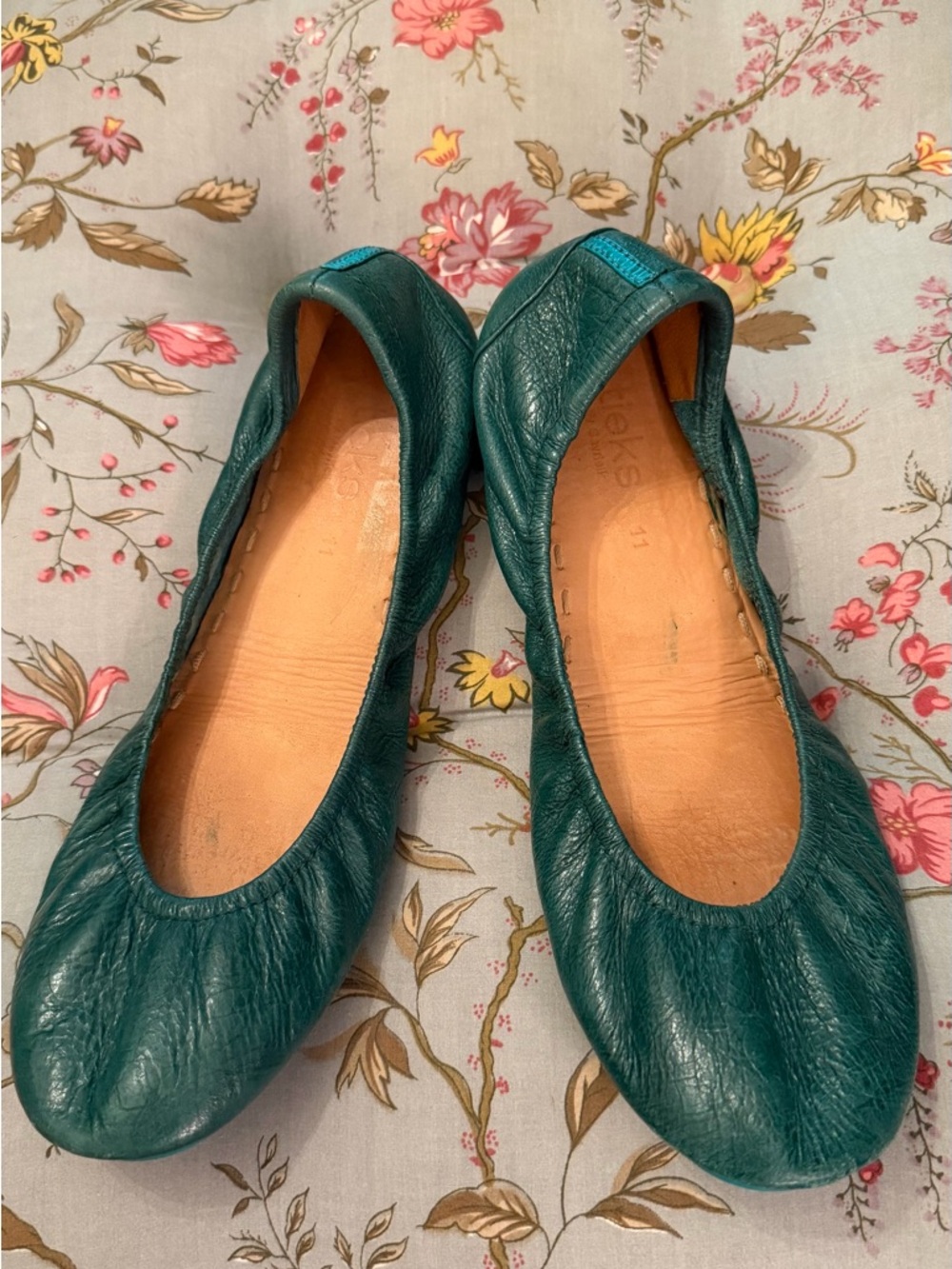 Tieks Pacific Green Limited Women's Green Leather Ballet Flats -11